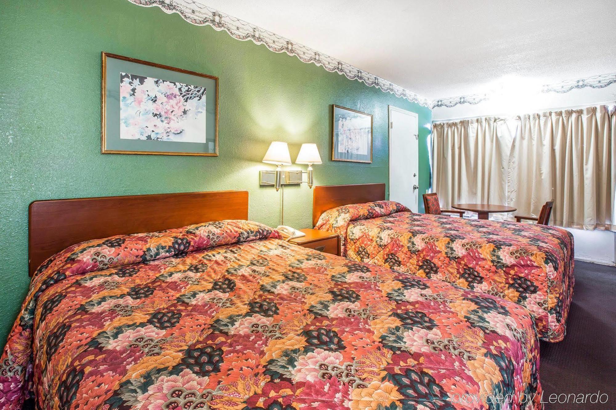 Relax Inn มิลเลดจ์วิลล์ ภายนอก รูปภาพ